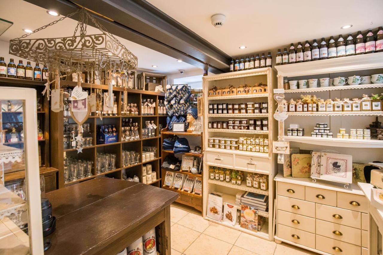 Brauereigasthof Zum Loewenbraeu Adelsdorf Bagian luar foto